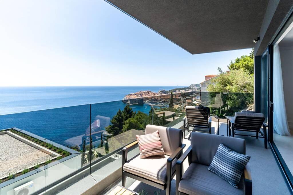 New&Luxury 5* With An Amazing View - Pure Apartment دوبروفينك المظهر الخارجي الصورة